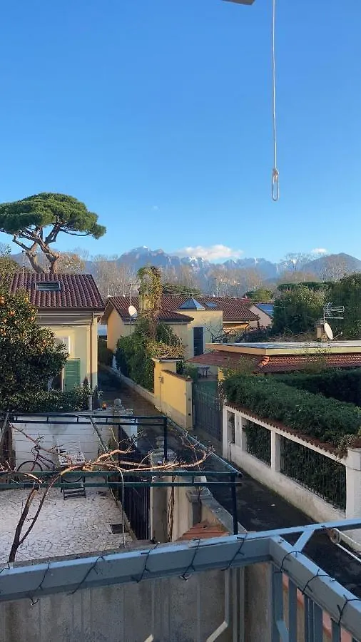 Casa Marina Apartment Marina Di Carrara