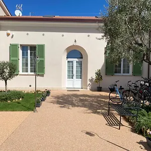 Villino Micol A Due Passi Dal Mare Bed & Breakfast